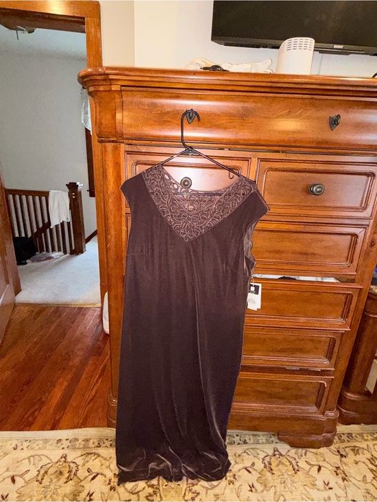 Carole Little Dresses & Skirts - Carole Little NWT Brown Velvet Beaded Maxi Dress Size 14 Vintage